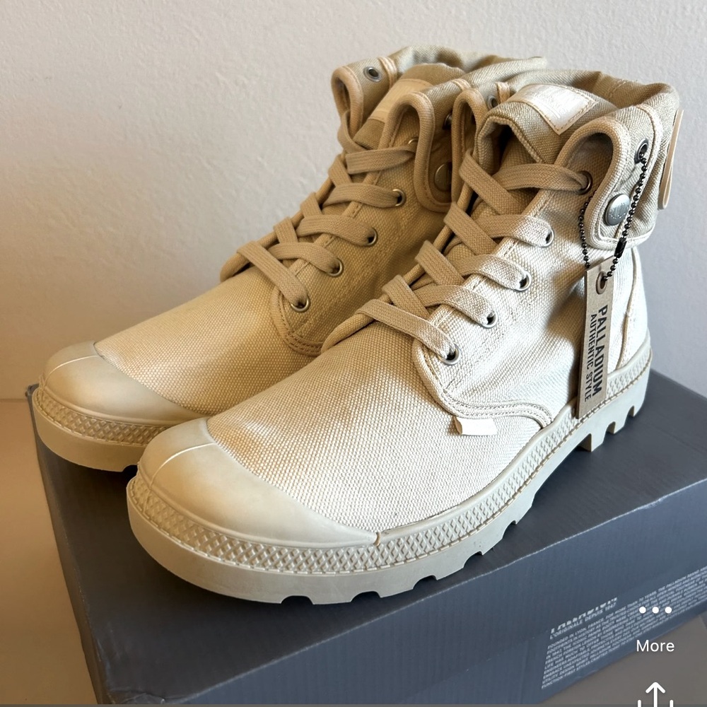 Palladium Tan Boots Rugged Military-Inspired Design